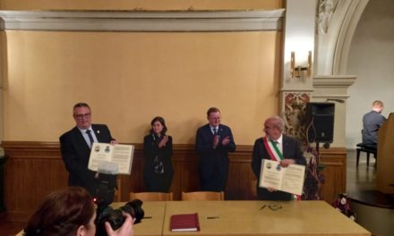 Firma conclusiva del gemellaggio fra Castelnovo nè Monti e Kahla