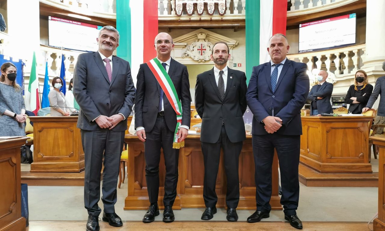 Il sindaco di Reggio Emilia a Sarajevo per formalizzare il gemellaggio con la città bosniaca