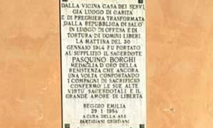 Risistemata la lapide reggiana per Don Pasquino Borghi