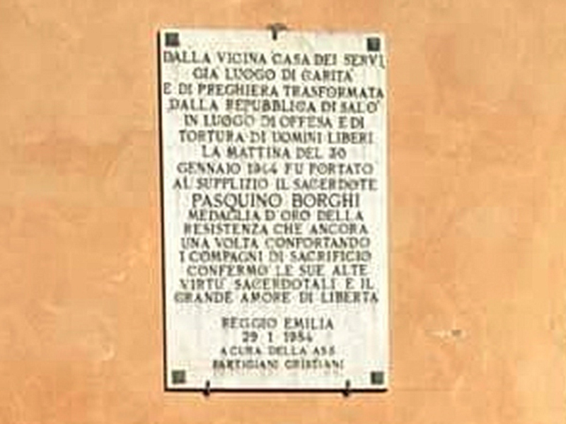 Risistemata la lapide reggiana per Don Pasquino Borghi