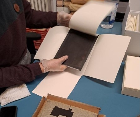 Concluso il lavoro di catalogazione del secondo lotto fotografico dell’archivio delle Officine Reggiane