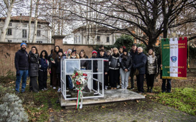 10 gennaio 2024, ripulito il monumento alle vittime dei bombardamenti del del 7 e 8 gennaio 1944