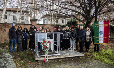 10 gennaio 2024, ripulito il monumento alle vittime dei bombardamenti del del 7 e 8 gennaio 1944